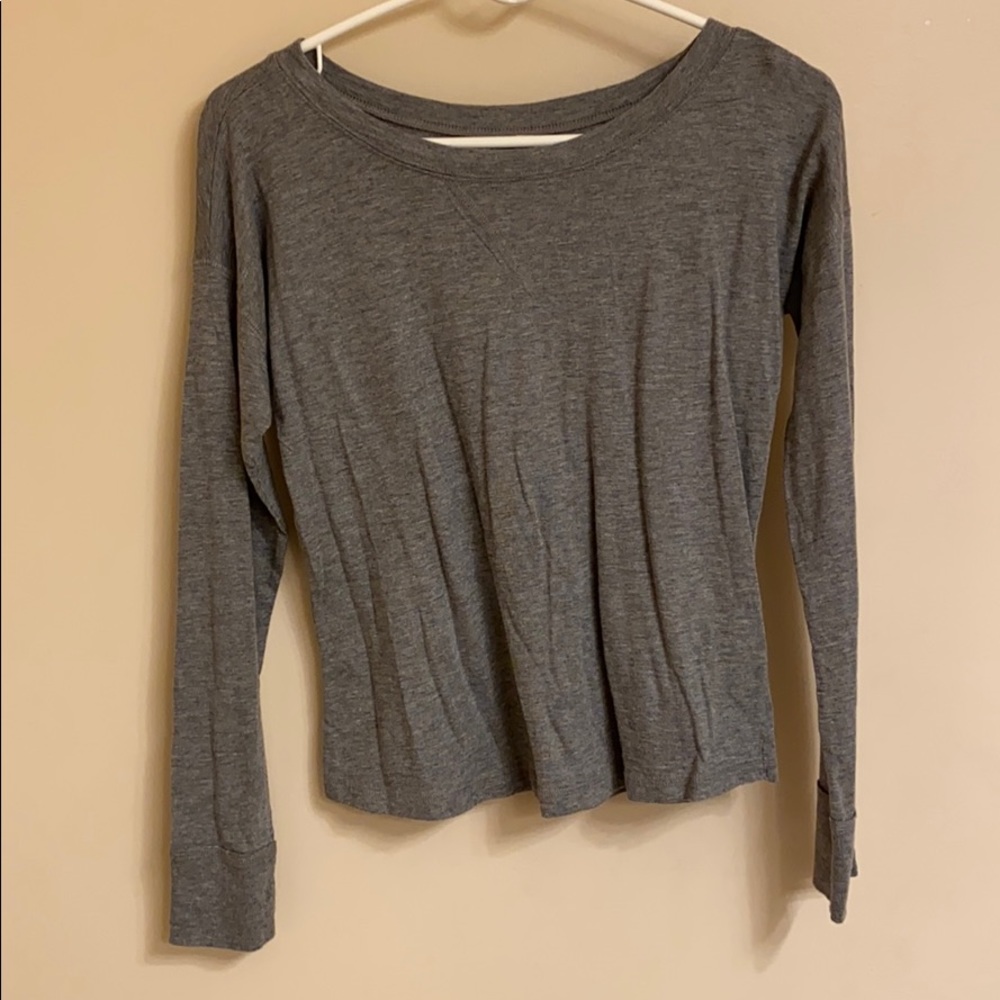 Gray long sleeve Abercrombie top